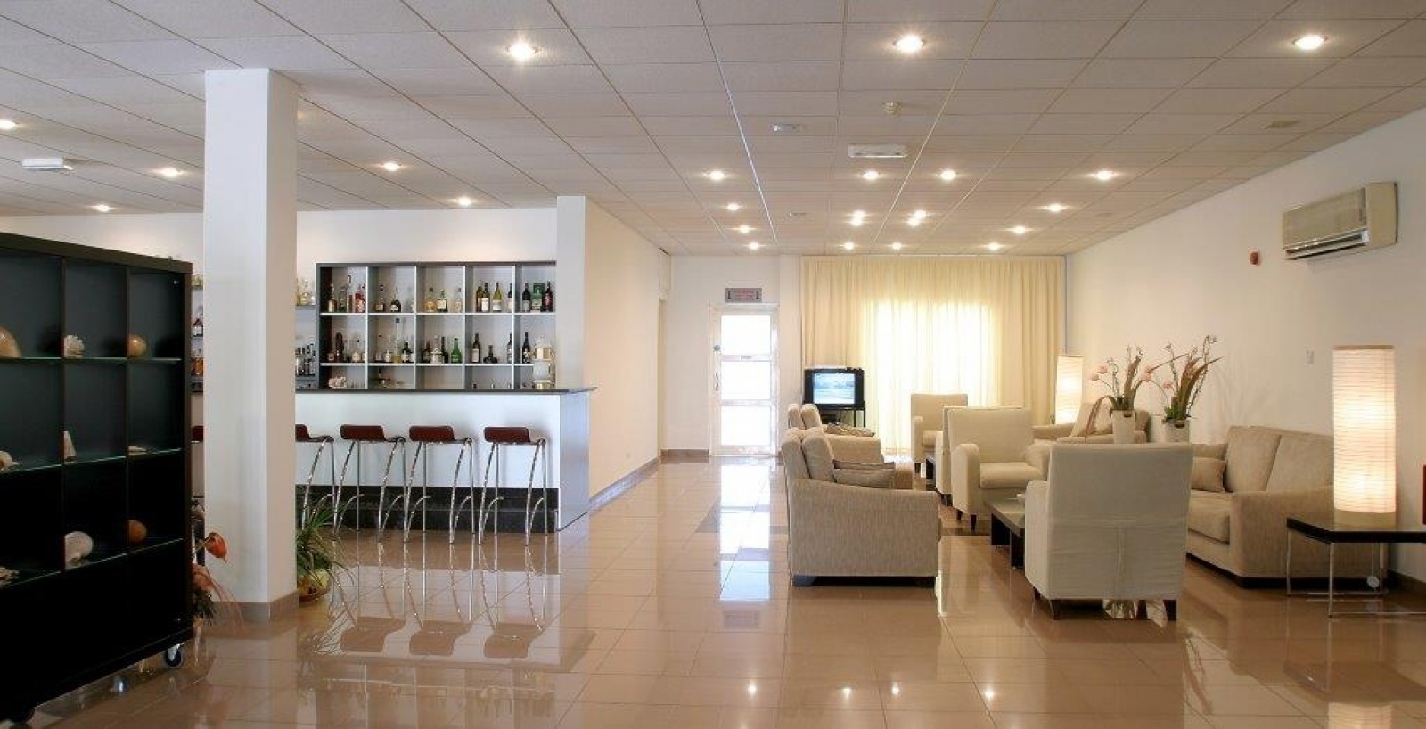 Commercial Commercial / Business - Polis Business Investement For Sale