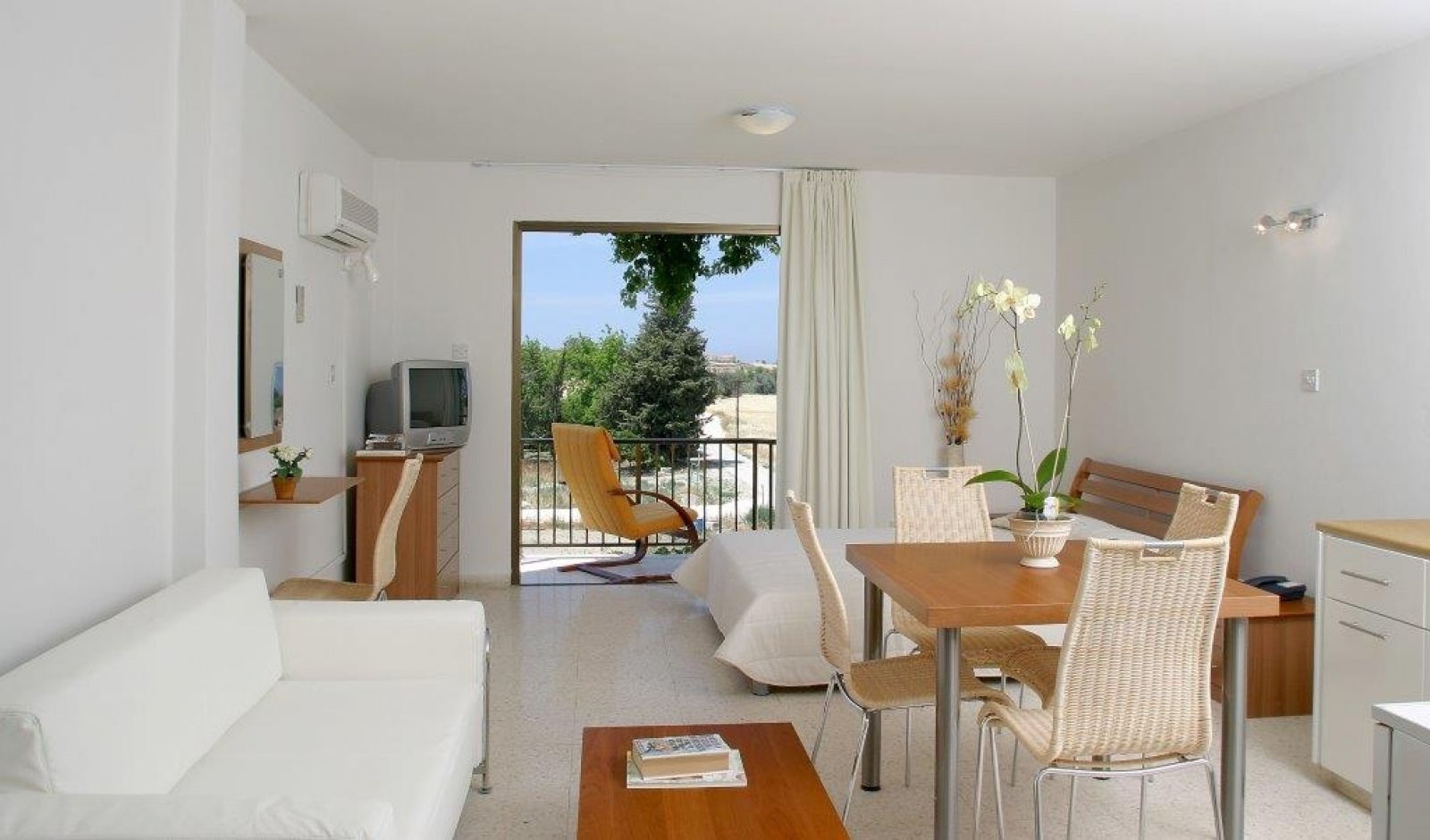 Commercial Commercial / Business - Polis Business Investement For Sale